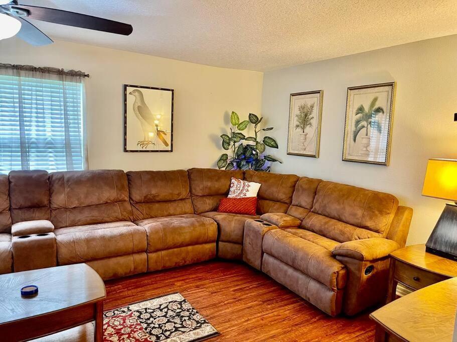 Cozy Modest Home Near Universal Studios/Volcanobay Orlando Eksteriør billede